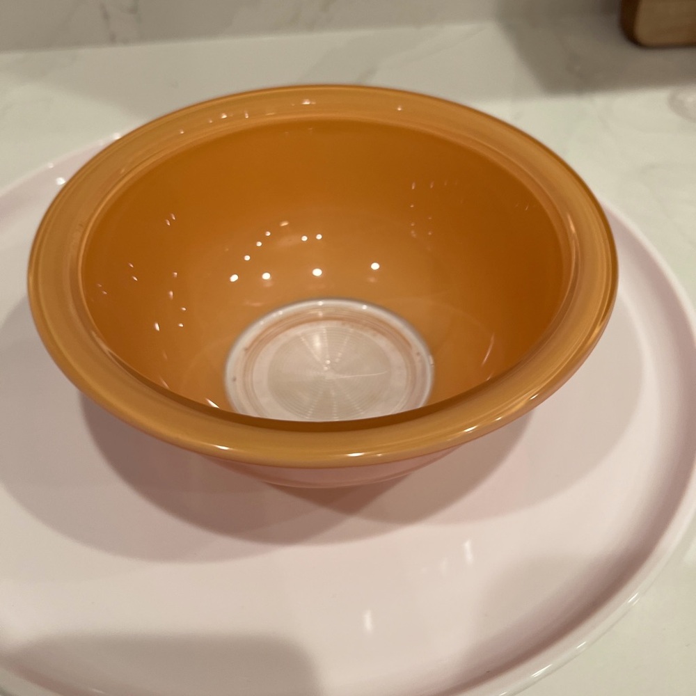 Pyrex peach clear bottom nesting bowl 322